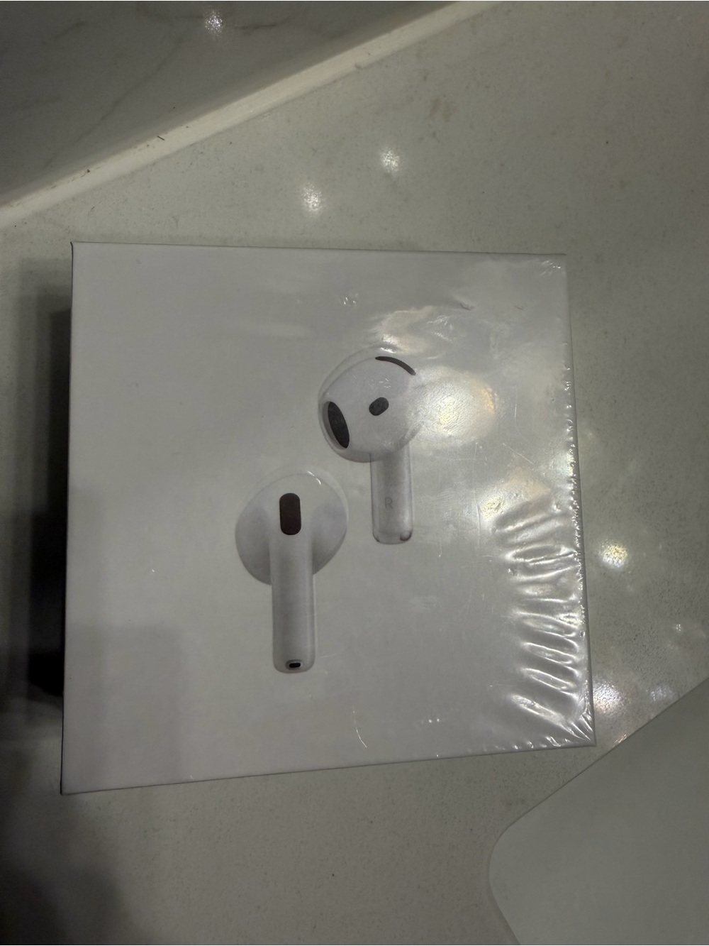 Apple Earbuds Headset - White